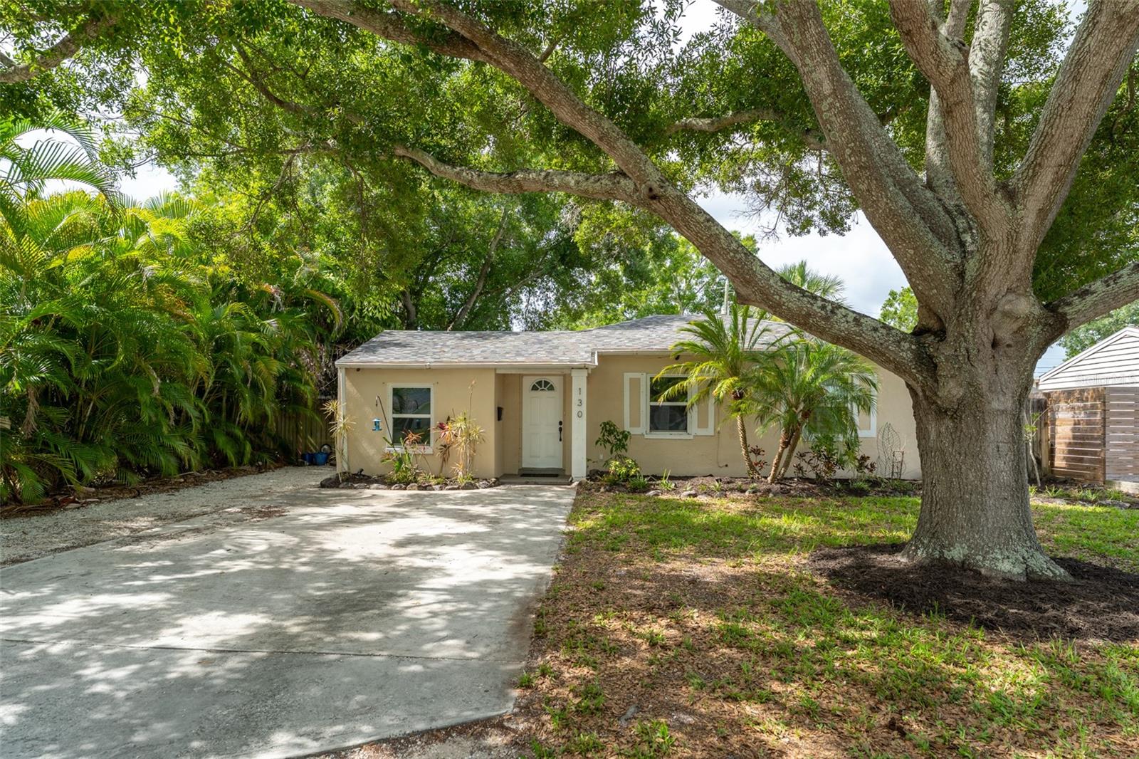 Photo of 130 41ST AVENUE ST PETERSBURG FL 33703