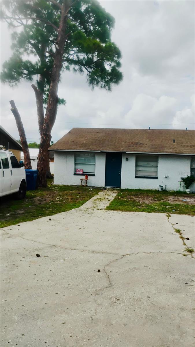 Photo of 1011 57TH AVENUE TERRACE BRADENTON FL 34203