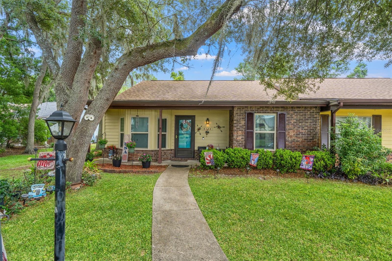 Photo of 6144 BEECHWOOD DRIVE DADE CITY FL 33523