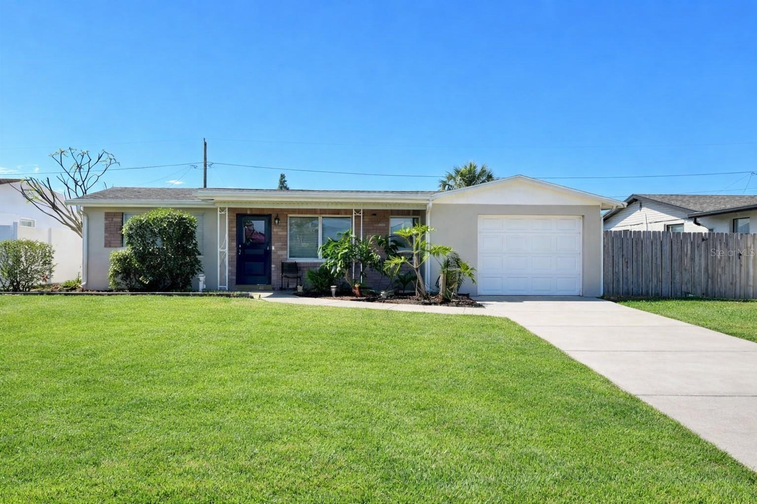 Photo of 8434 77TH AVE SEMINOLE FL 33777