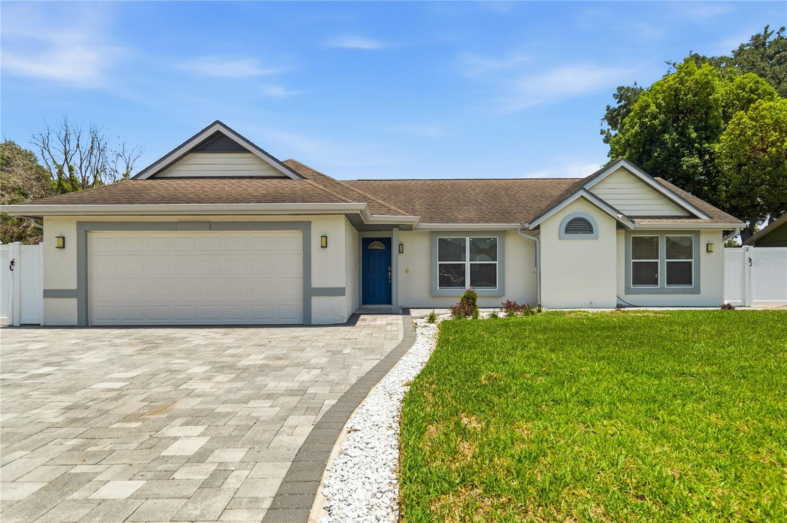 Photo of 8055 LESIA CIRCLE ORLANDO FL 32835
