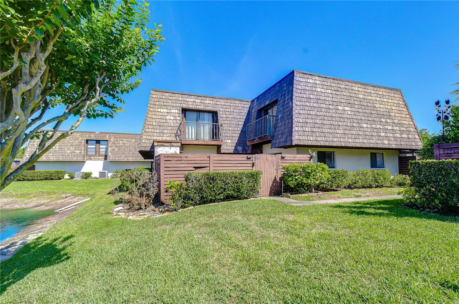Photo of 15406 E POND WOODS DRIVE #15406 TAMPA FL 33618