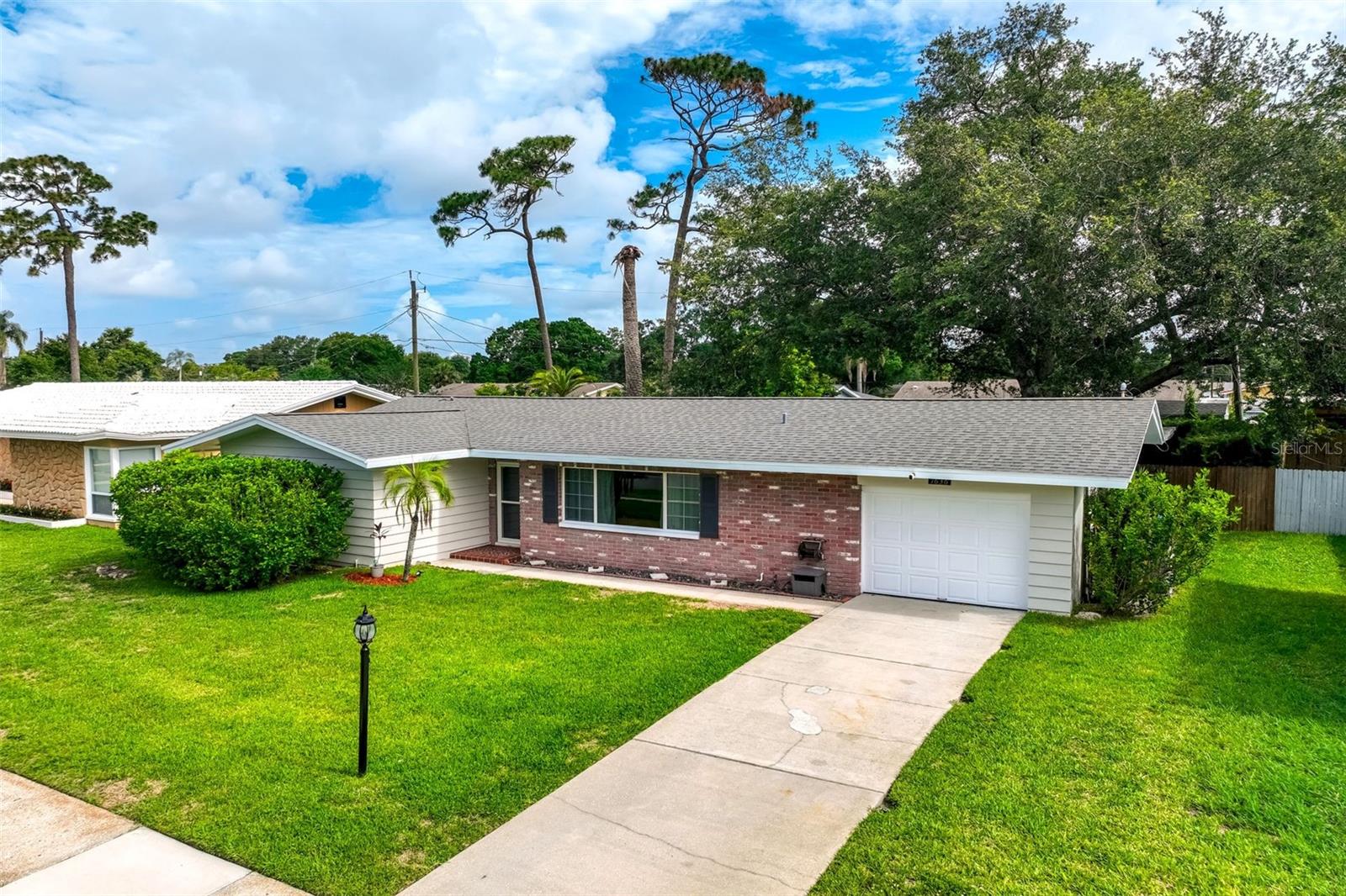 Photo of 1636 LEISURE DRIVE CLEARWATER FL 33756