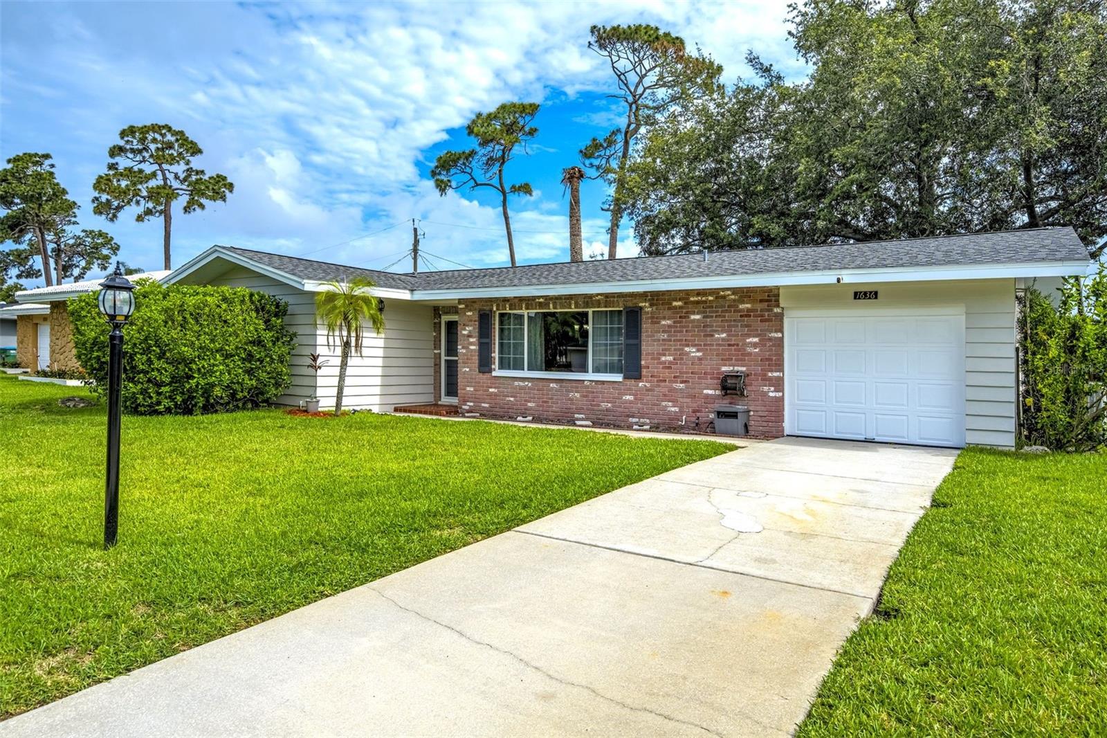 Photo of 1636 LEISURE DRIVE CLEARWATER FL 33756