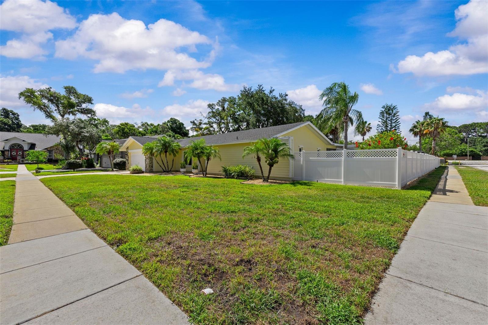 Photo of 2828 BRIDLEWOOD COURT PALM HARBOR FL 34683