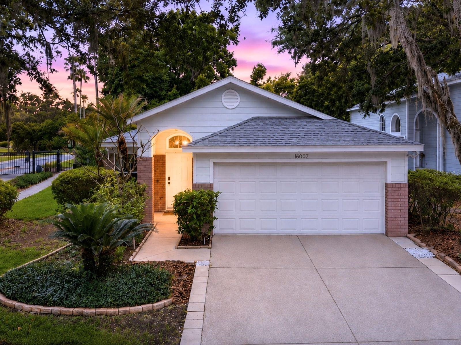 Photo of 16002 ROBEY COURT TAMPA FL 33647
