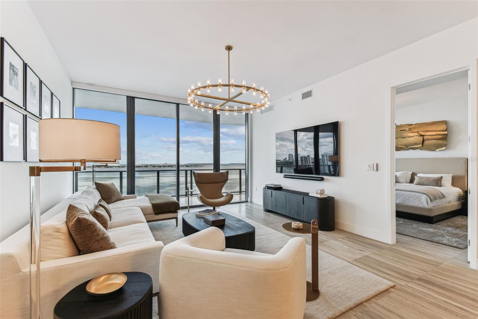 Photo of 3101 BAYSHORE BOULEVARD #1402 TAMPA FL 33629