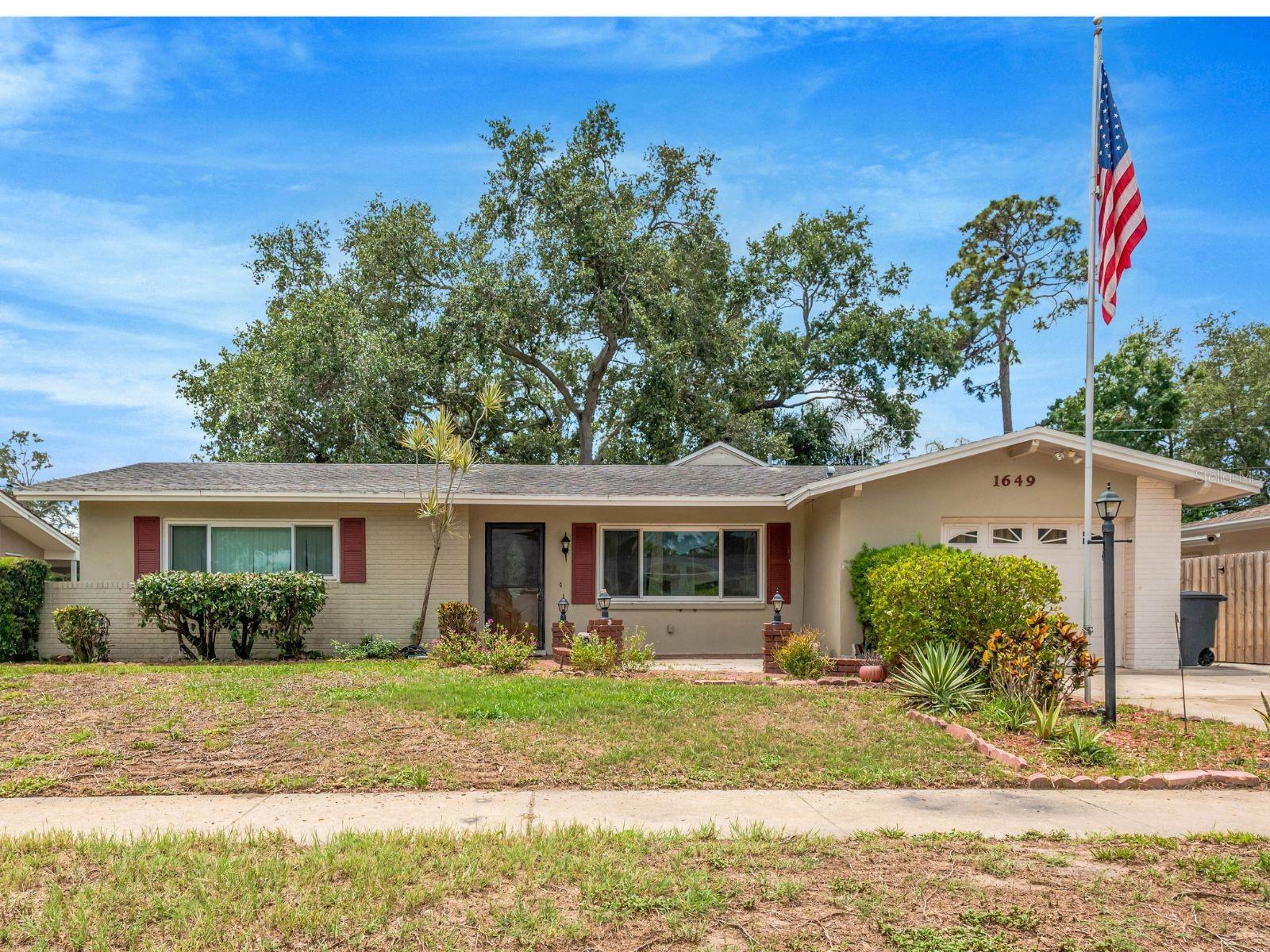 Photo of 1649 ARBOR DRIVE CLEARWATER FL 33756