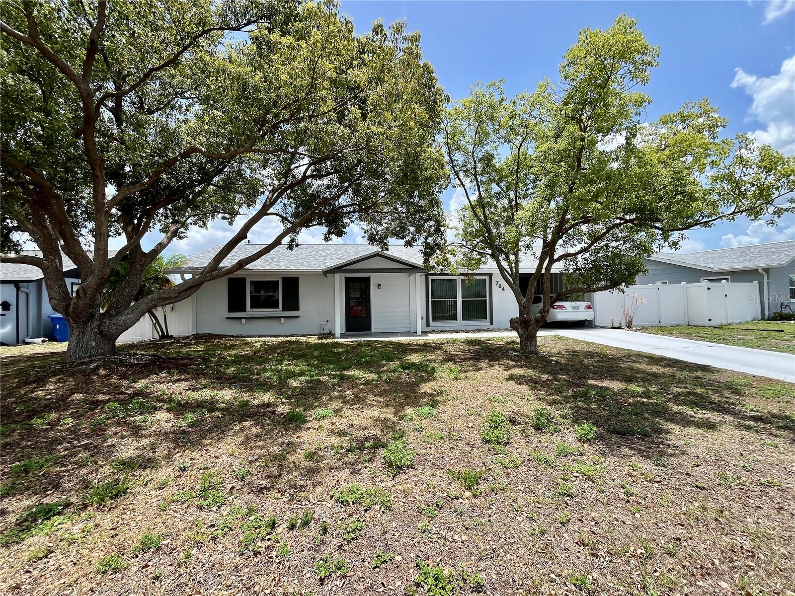 Photo of 704 TORREY PINES AVENUE SUN CITY CENTER FL 33573