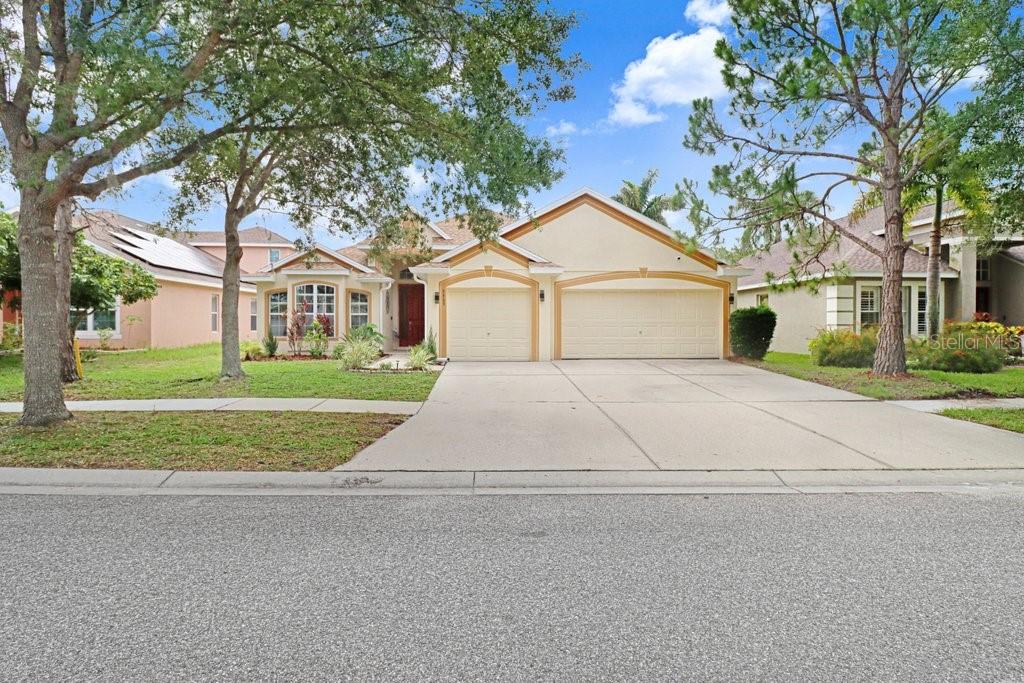 Photo of 6803 CROMWELL GARDEN DRIVE APOLLO BEACH FL 33572