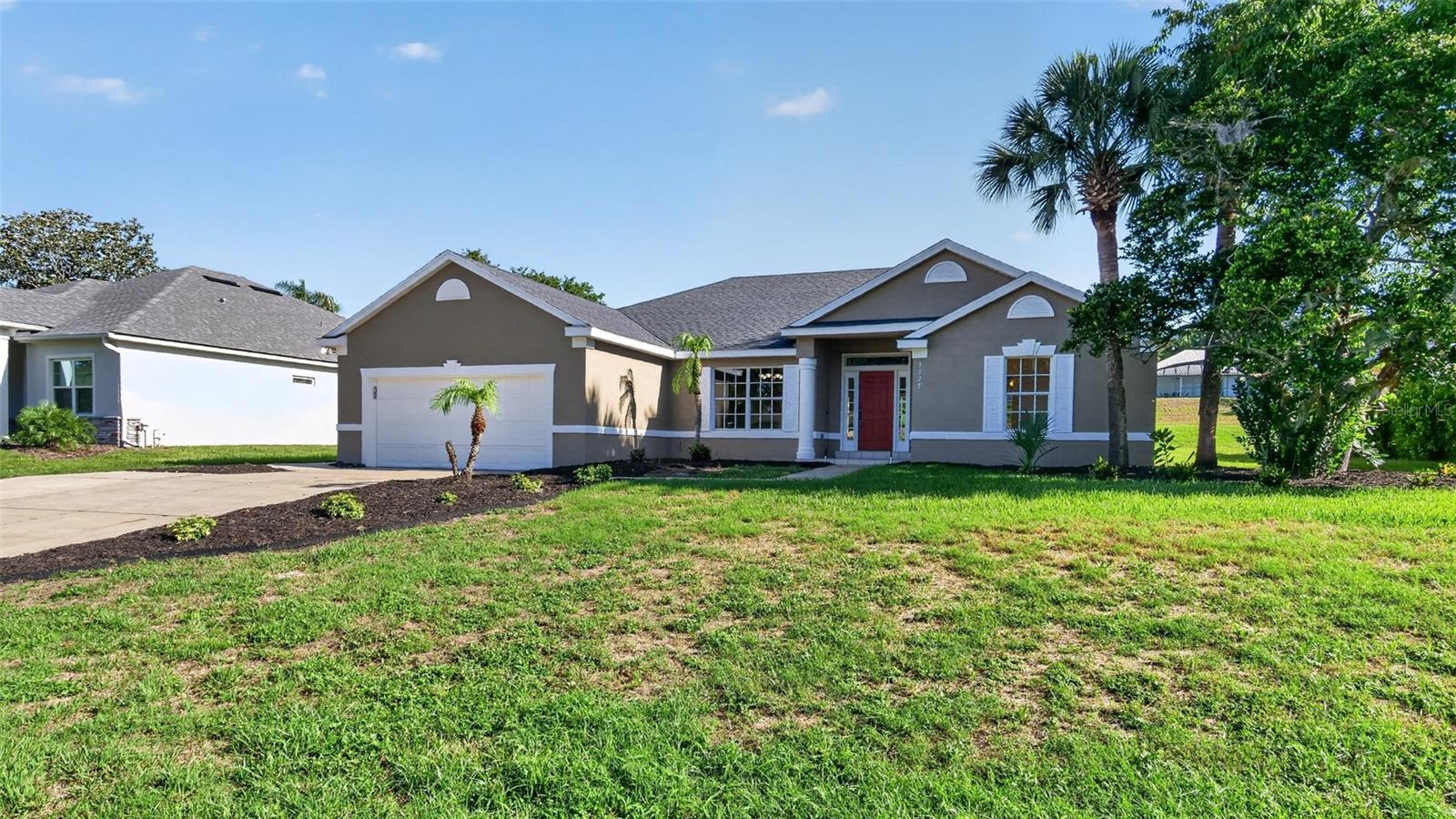 Photo of 3325 INDIAN TRAIL EUSTIS FL 32726