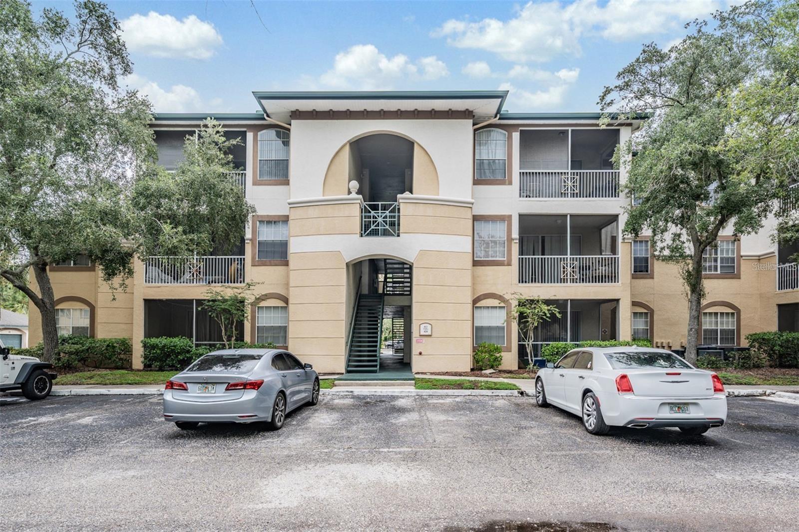 Photo of 17101 CARRINGTON PARK DRIVE #421 TAMPA FL 33647