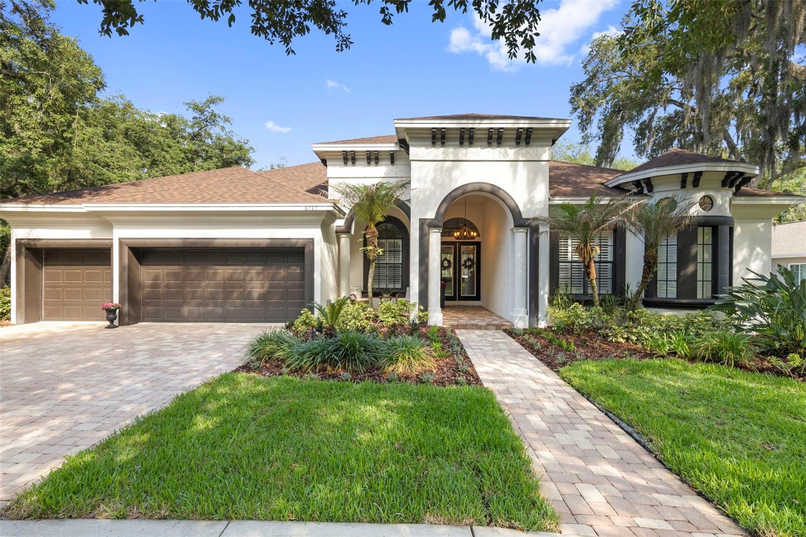 Photo of 5717 TERNWATER PLACE LITHIA FL 33547