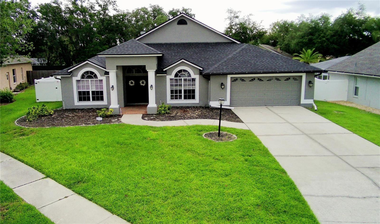 Photo of 18507 COUNTRY CREST PLACE TAMPA FL 33647