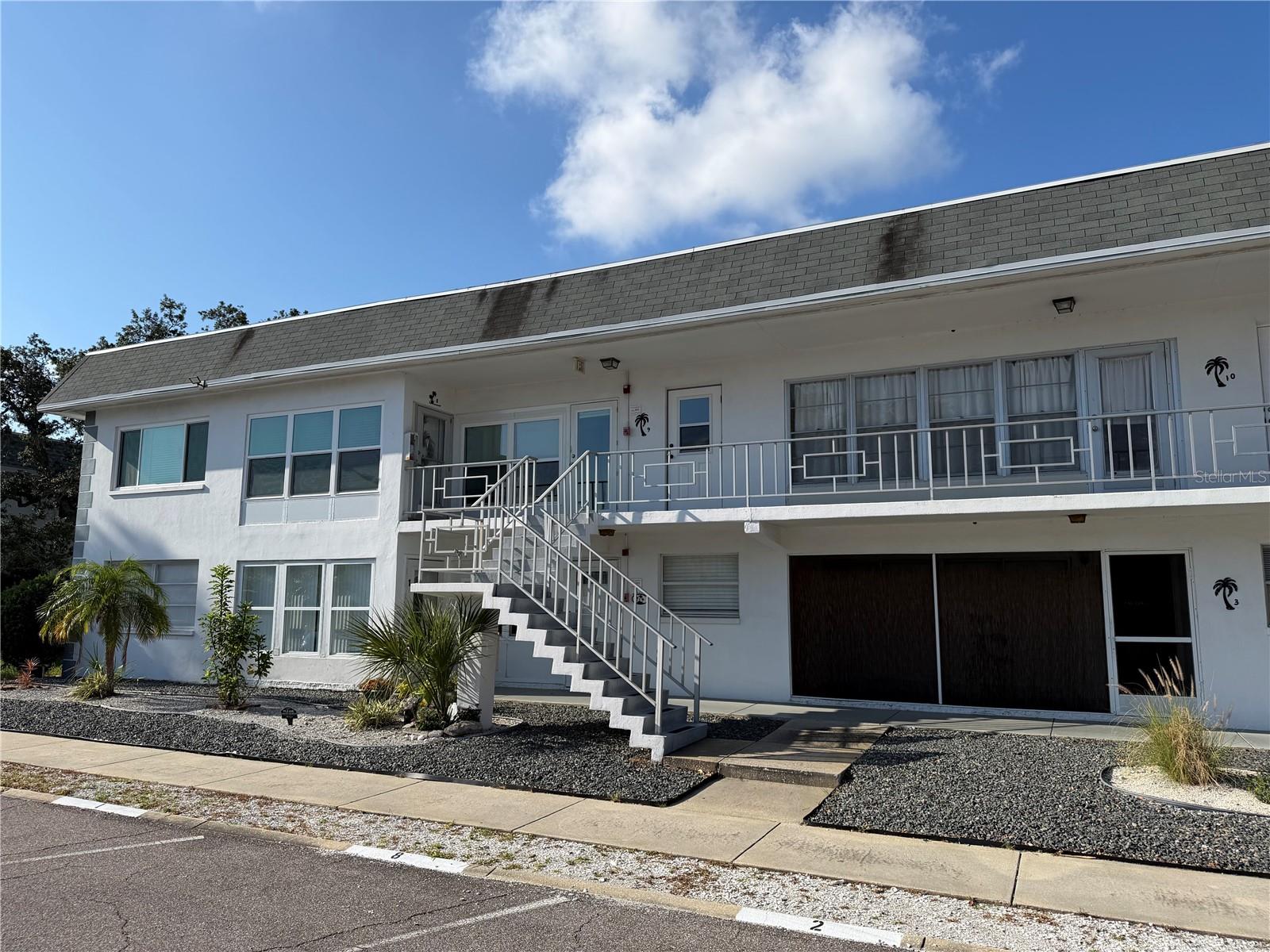 Photo of 1221 DREW STREET #D9 CLEARWATER FL 33755