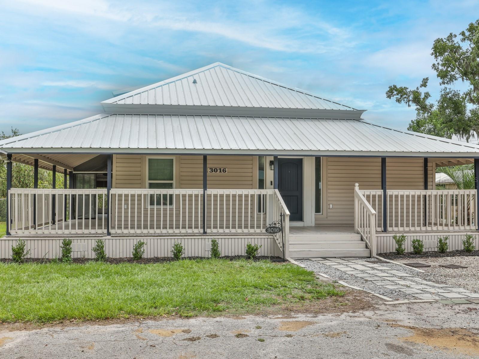 Photo of 3016 N MARYLAND AVENUE PLANT CITY FL 33563