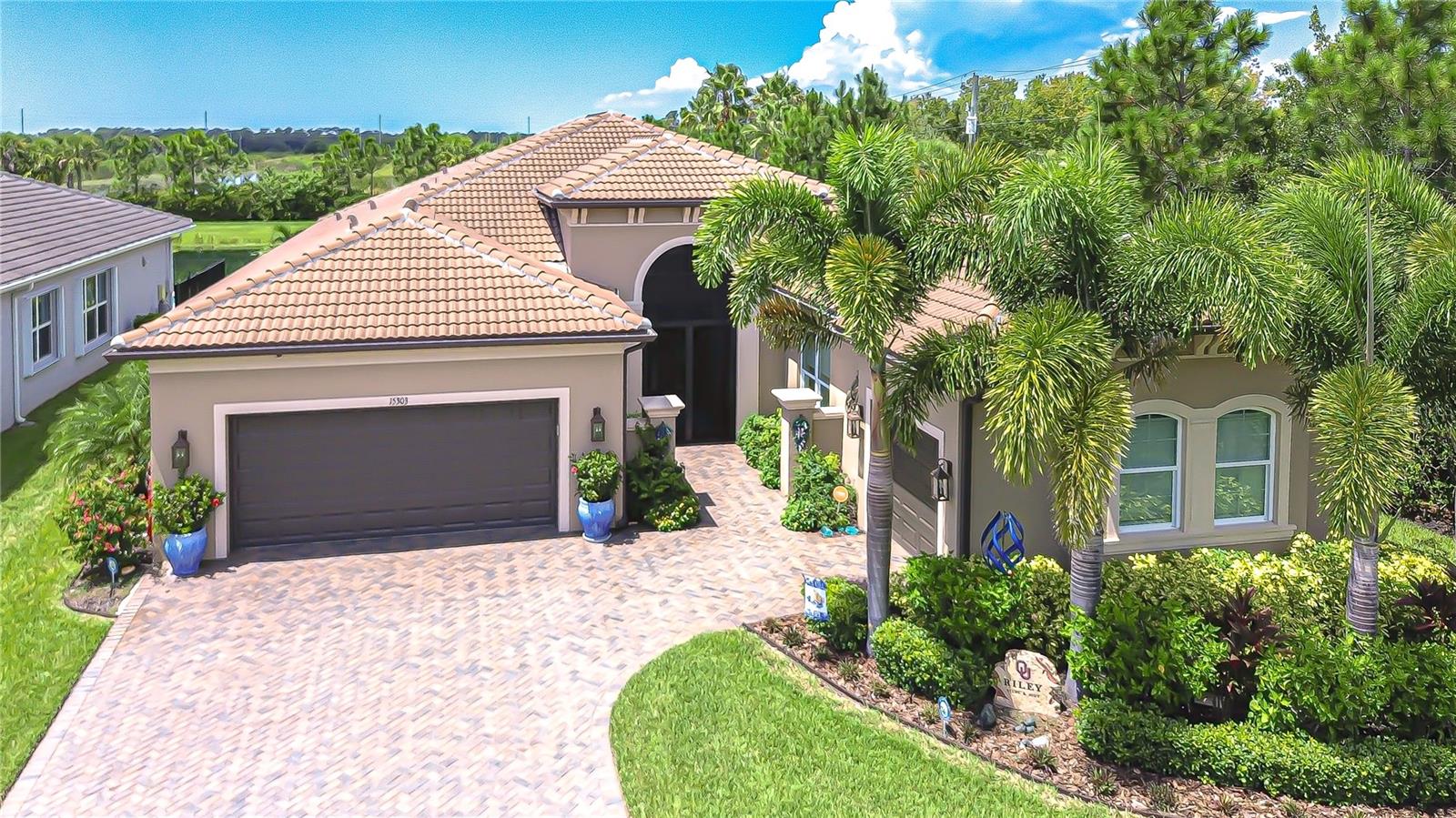 Photo of 15303 VALENCIA DEL SOL STREET WIMAUMA FL 33598
