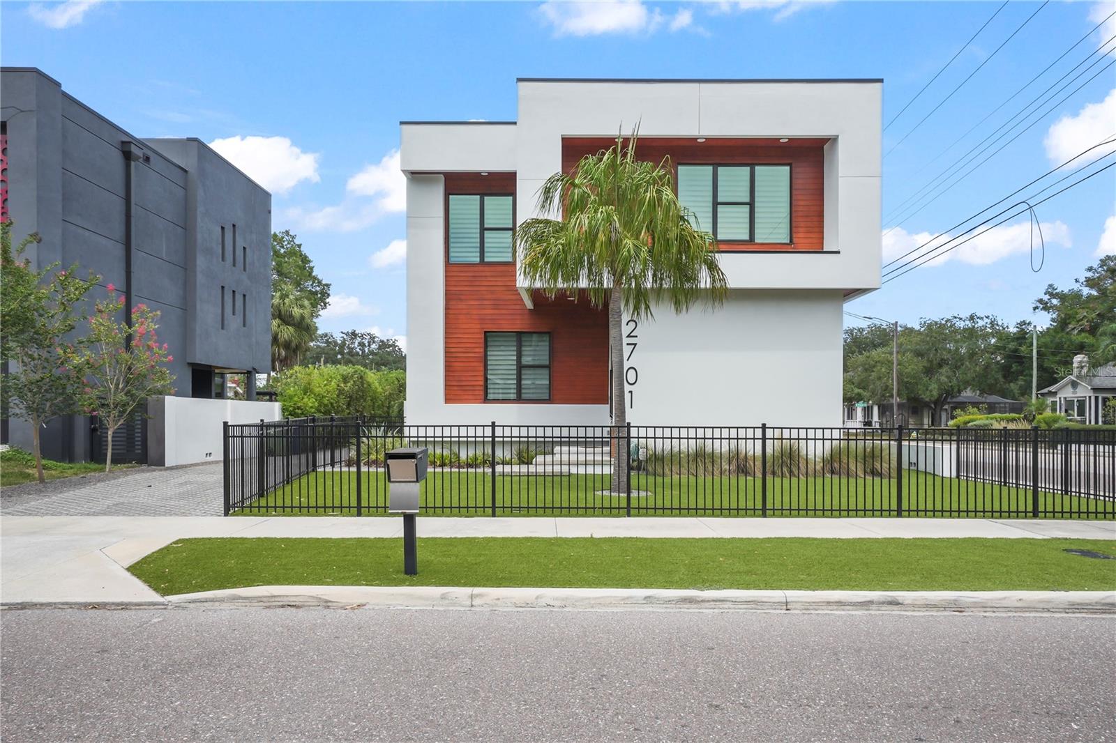 Photo of 2701 N POPLAR AVENUE TAMPA FL 33602