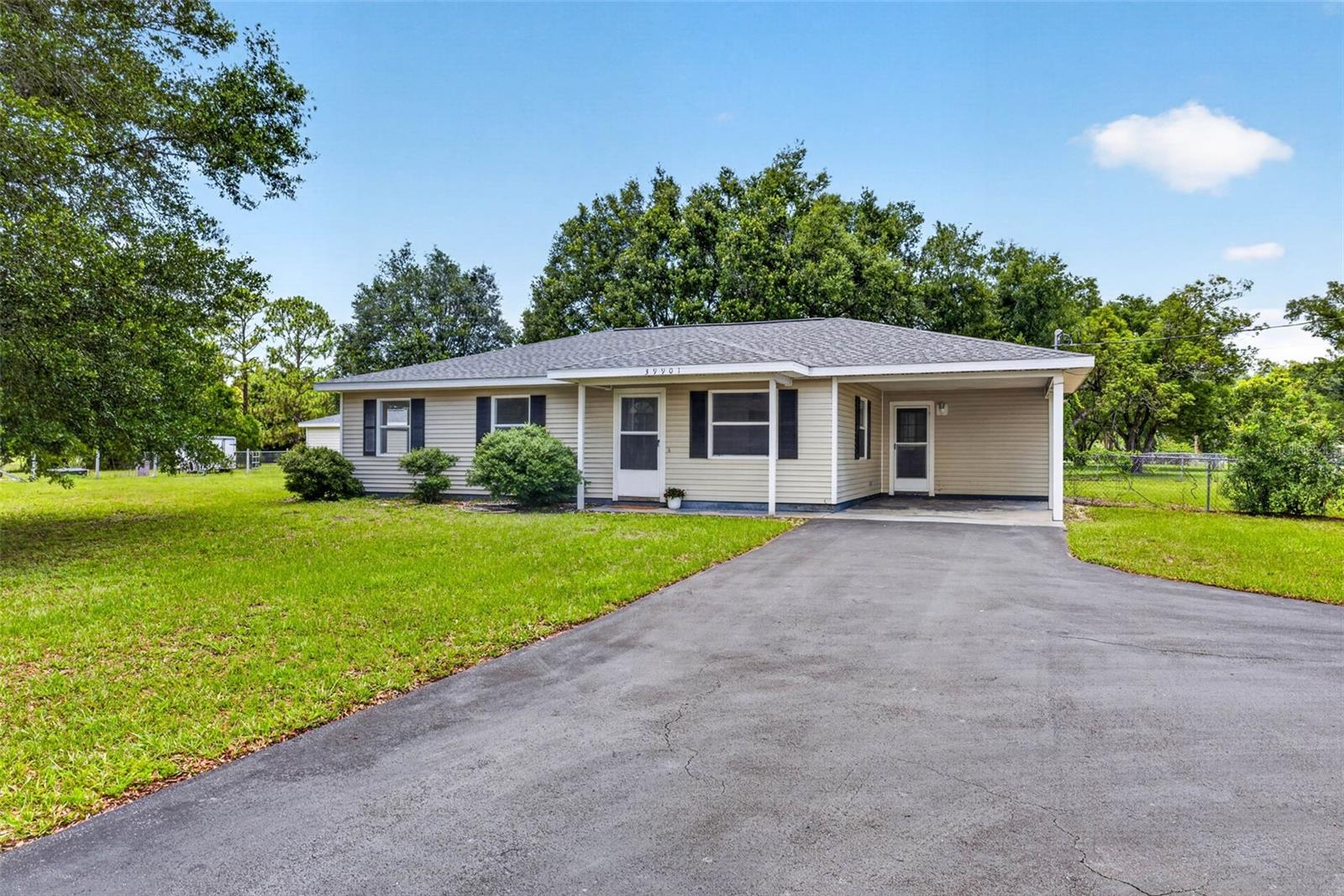 Photo of 39901 OTIS ALLEN ROAD ZEPHYRHILLS FL 33540
