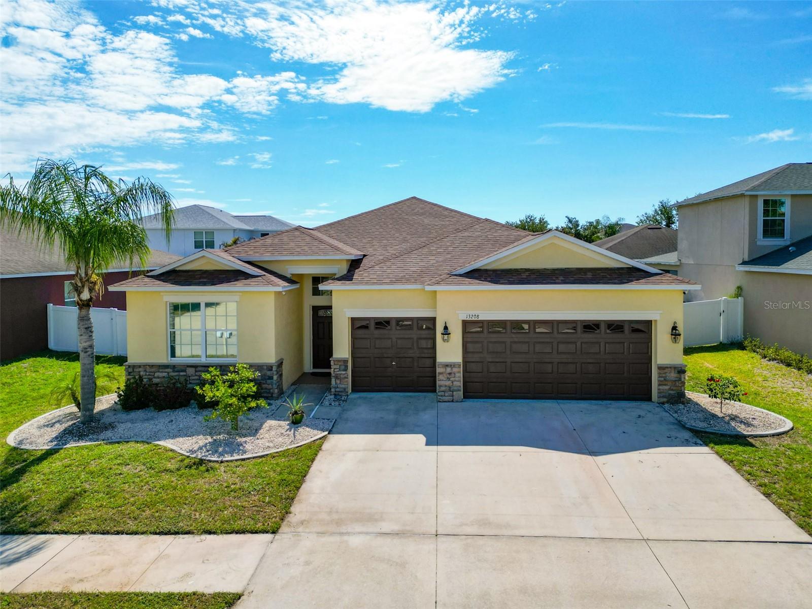 Photo of 13208 GRAHAM YARDEN DRIVE RIVERVIEW FL 33579