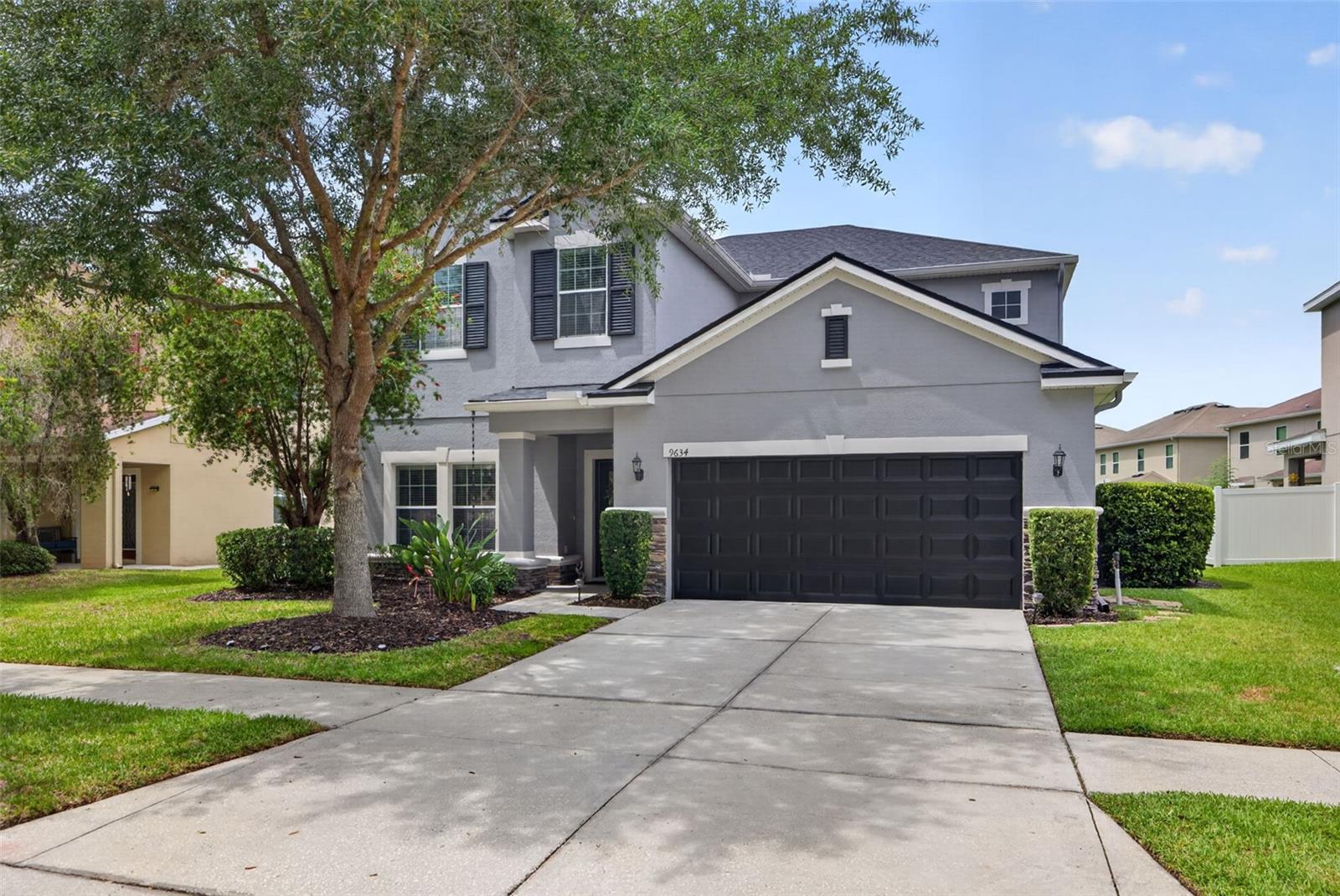 Photo of 9634 OAK GLADE AVENUE TAMPA FL 33647