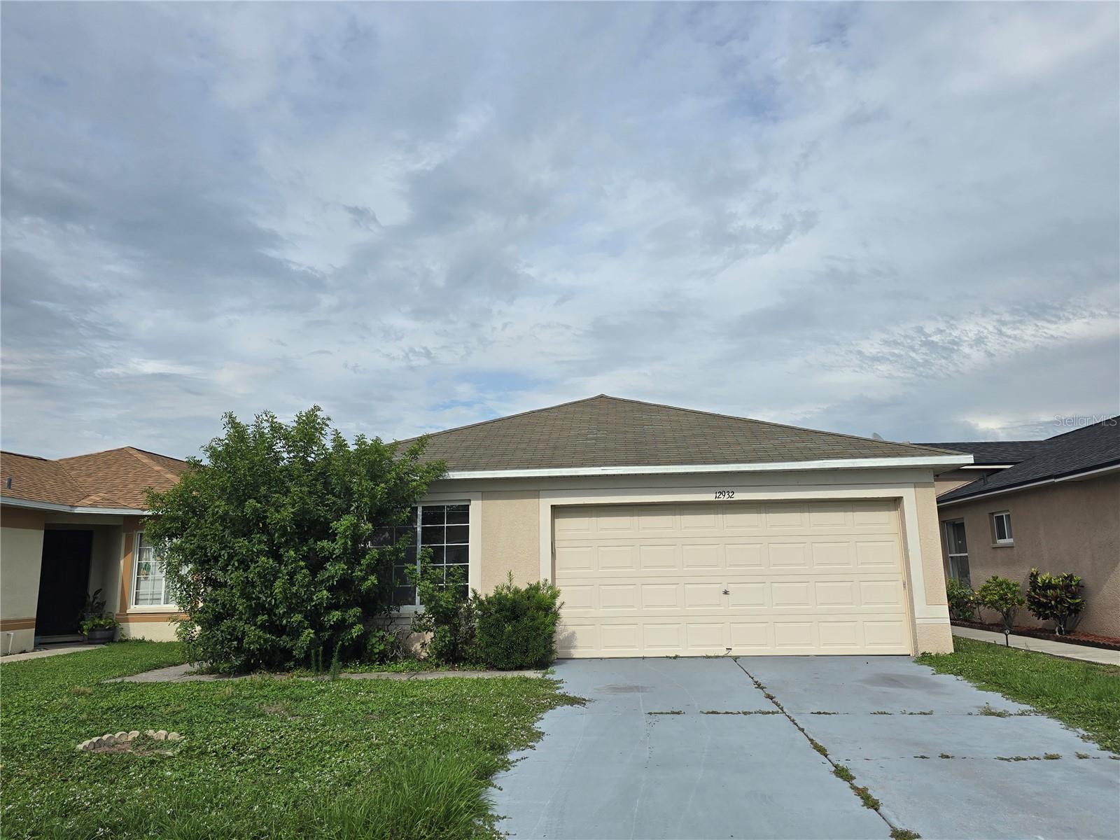 Photo of 12932 FIELDMOOR COURT RIVERVIEW FL 33579