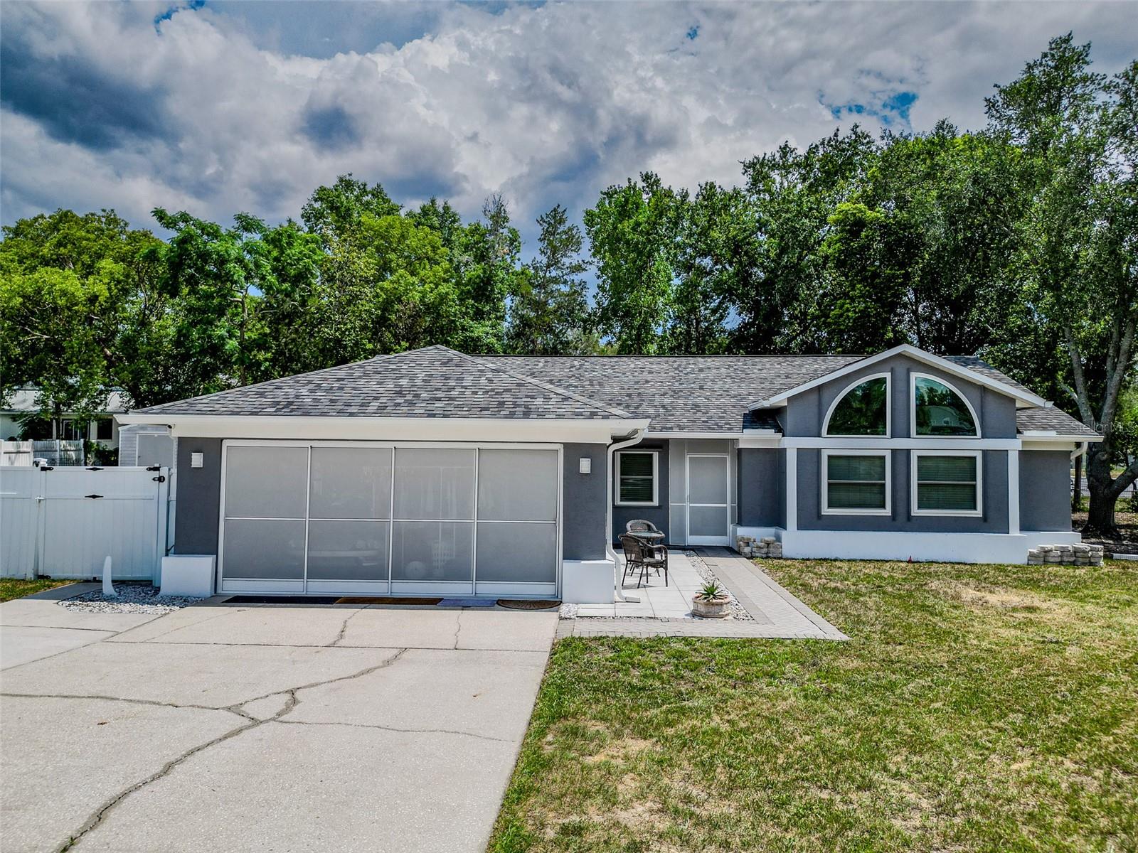 Photo of 12090 VENICE DRIVE SPRING HILL FL 34609