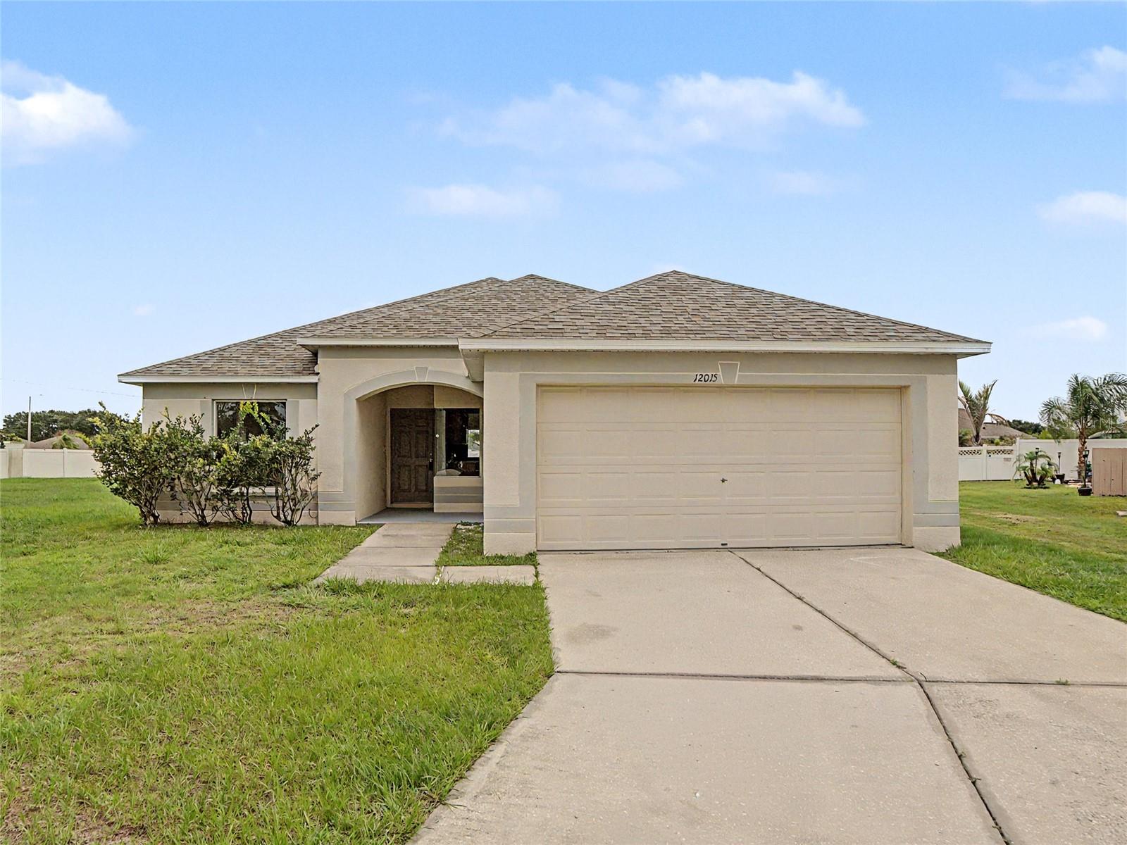 Photo of 12015 BUTLER WOODS CIRCLE RIVERVIEW FL 33579