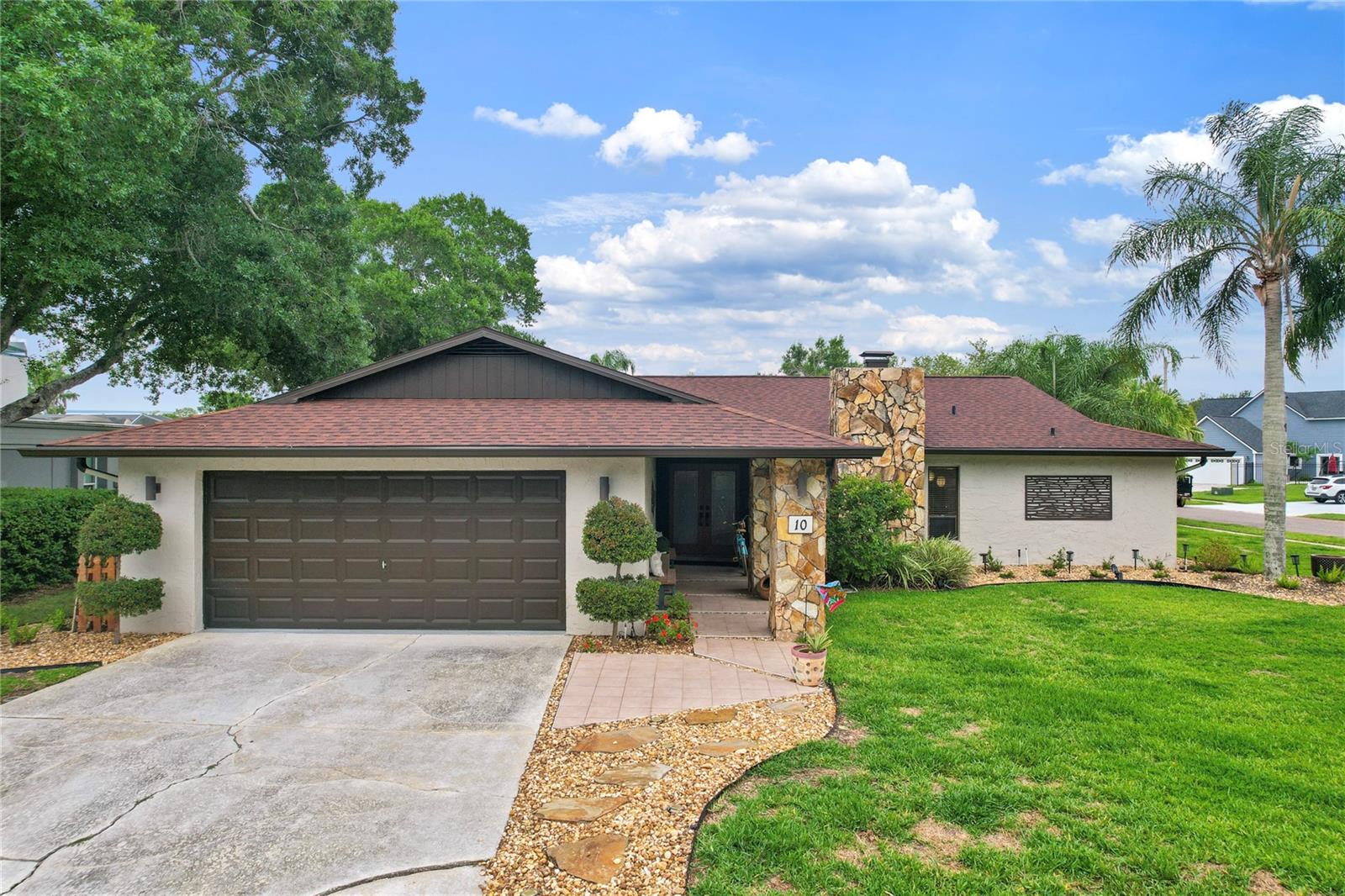 Photo of 10 ARBOR LANE OLDSMAR FL 34677