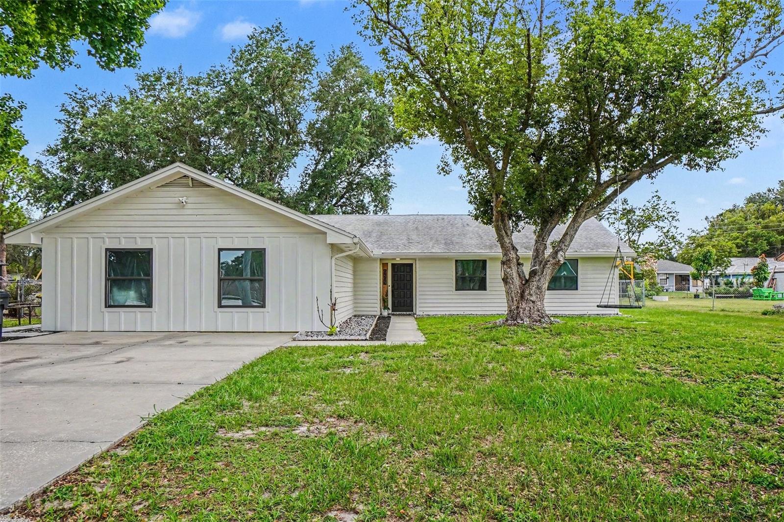 Photo of 6403 LAKELAND HIGHLANDS ROAD LAKELAND FL 33813