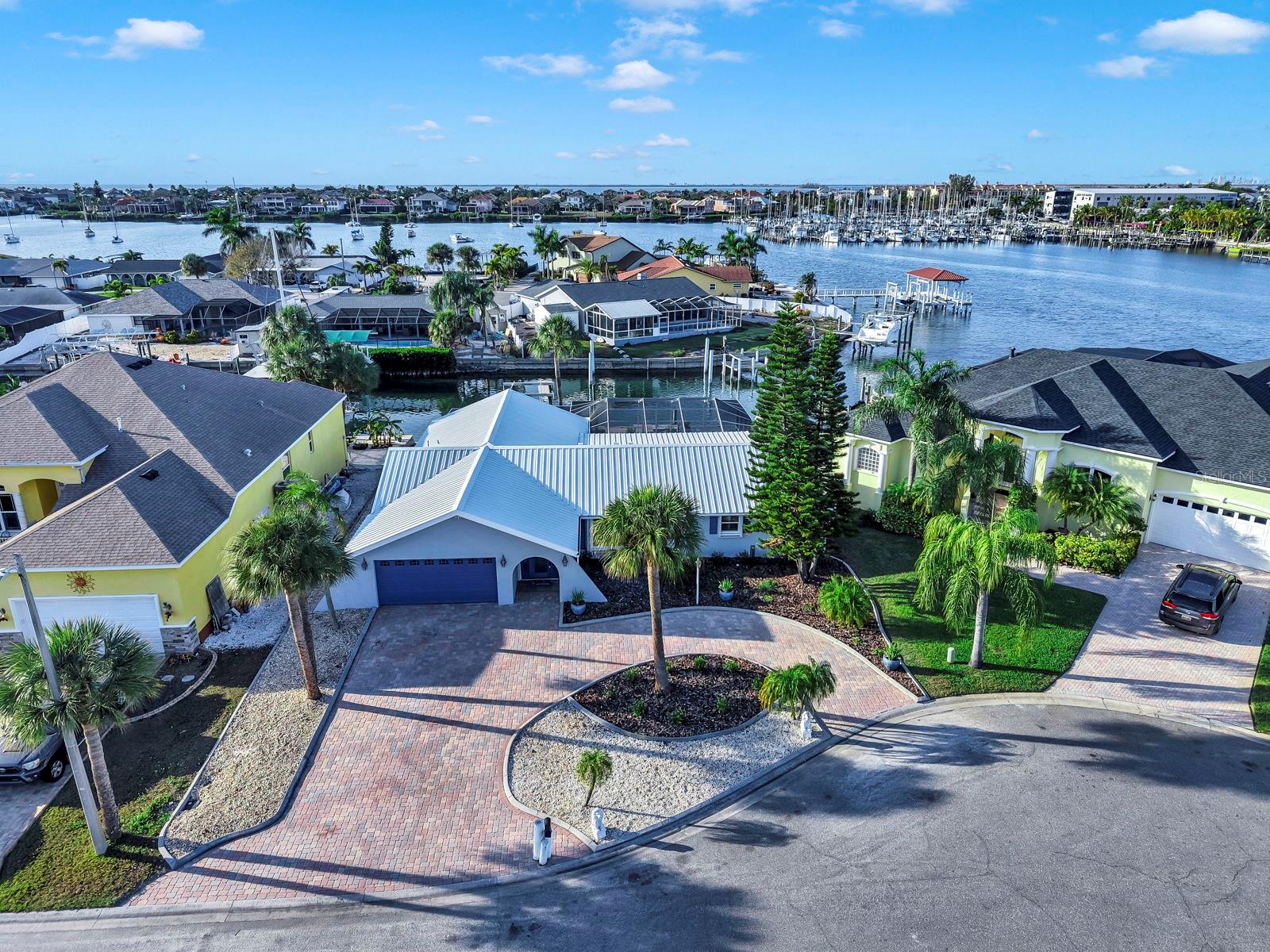 Photo of 6344 COTTONWOOD LANE APOLLO BEACH FL 33572