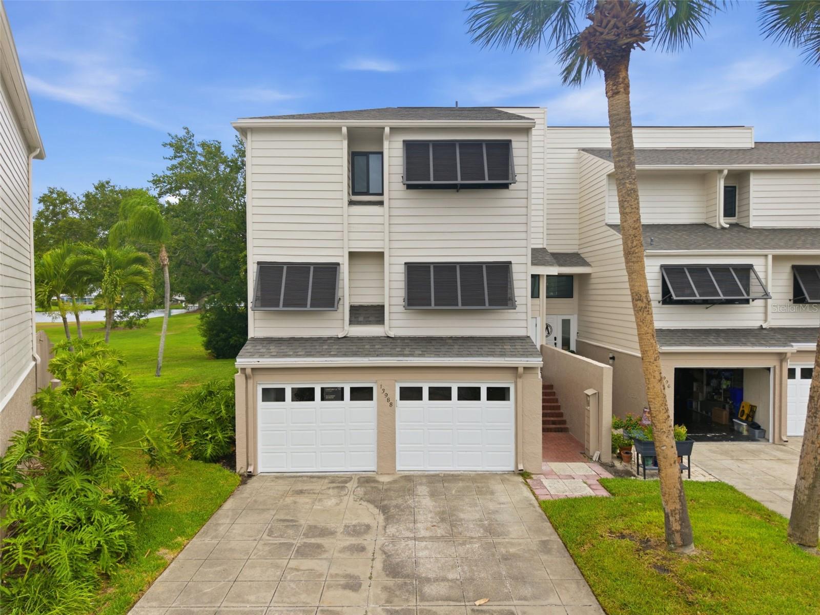 Photo of 13988 LAKE POINT DRIVE CLEARWATER FL 33762