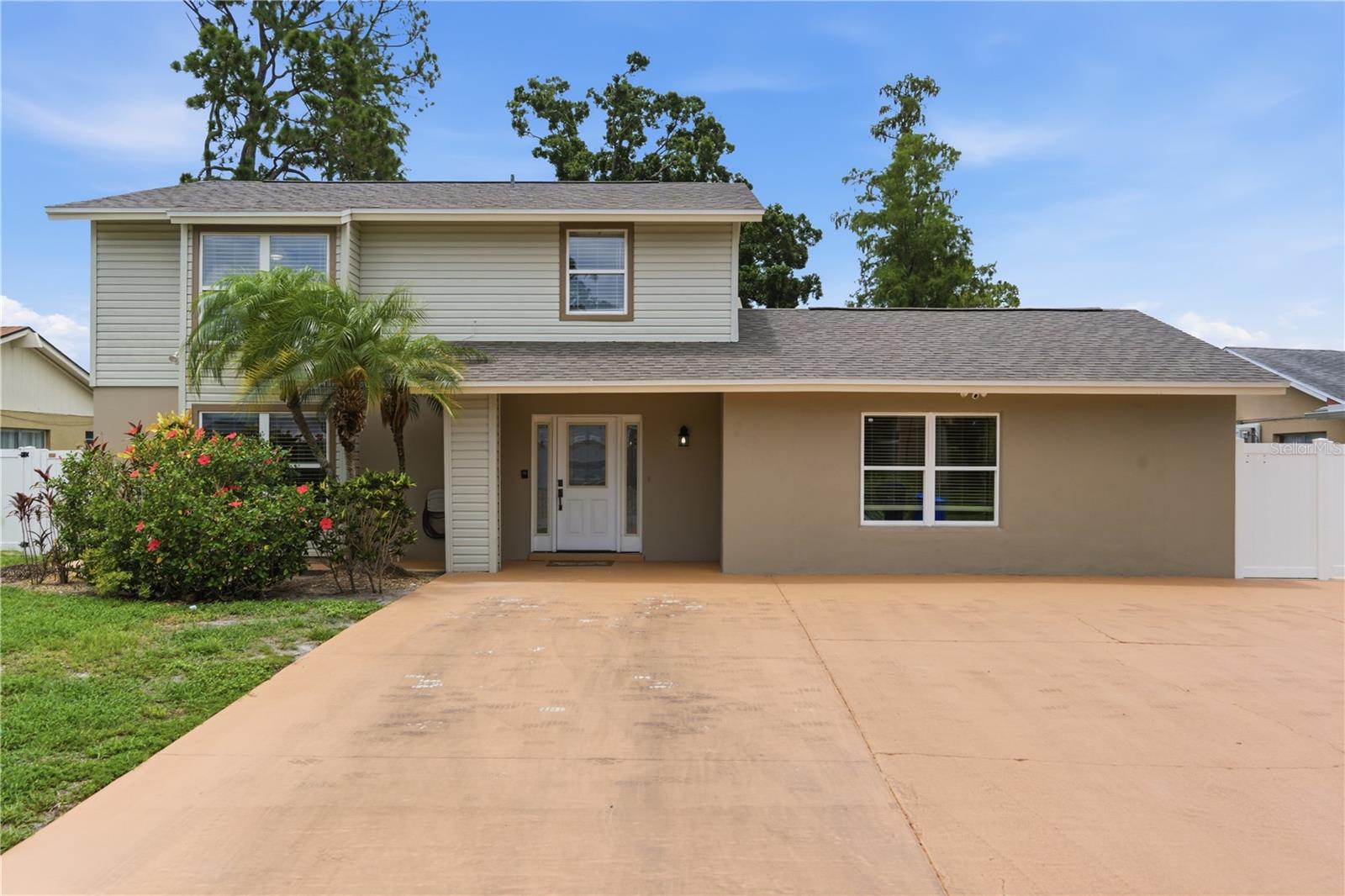 Photo of 7008 EDENBROOK COURT TAMPA FL 33634