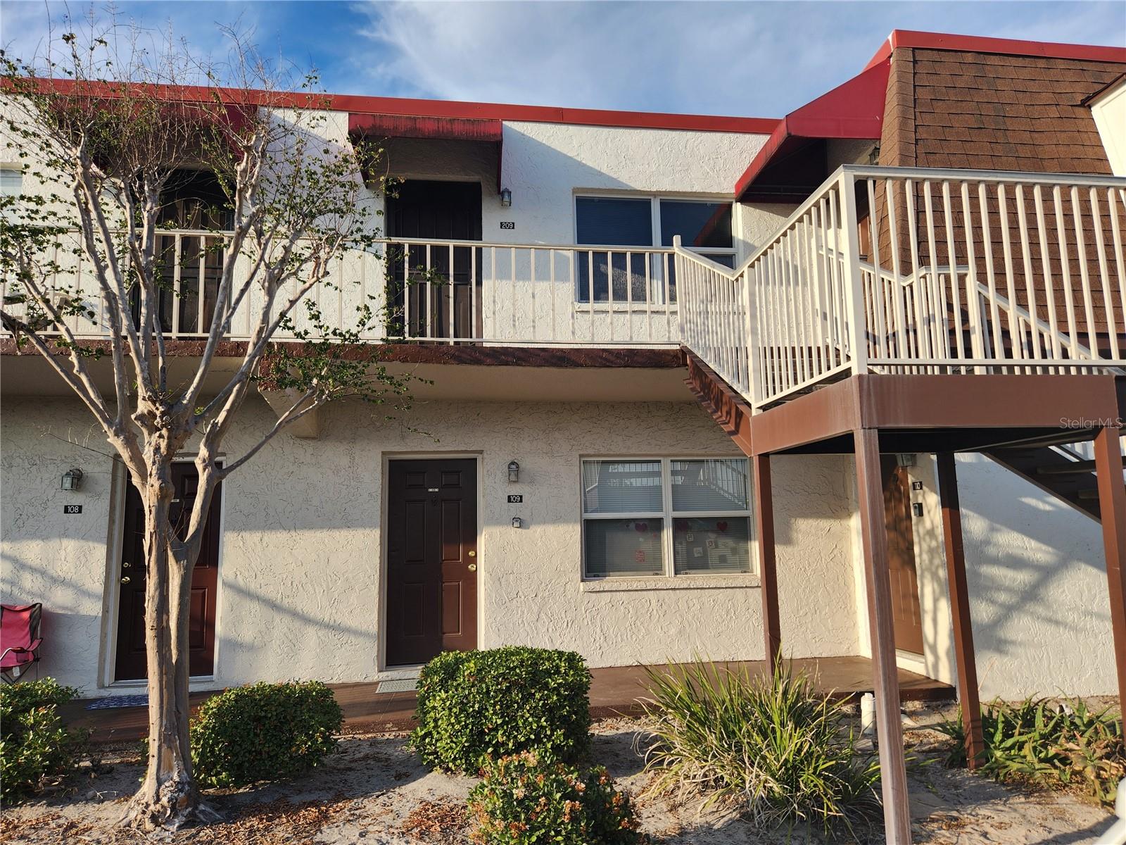 Photo of 9101 W HILLSBOROUGH AVENUE #I209 TAMPA FL 33615