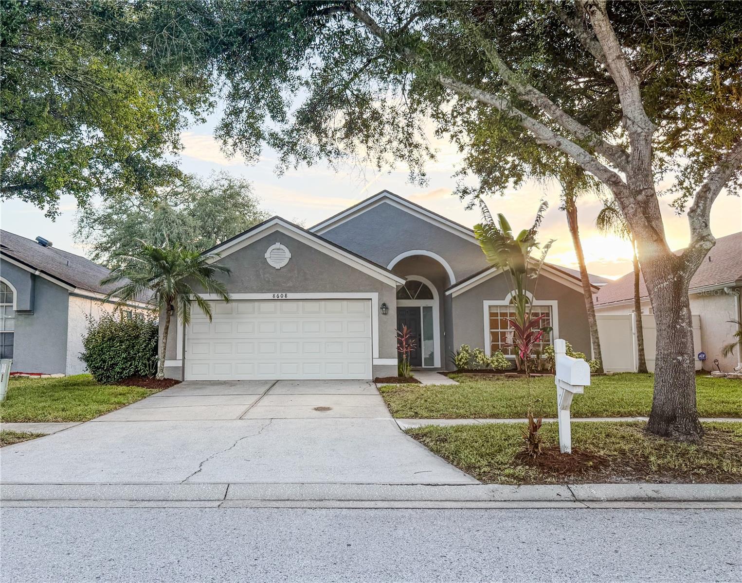 Photo of 8608 FAWN CREEK DRIVE TAMPA FL 33626