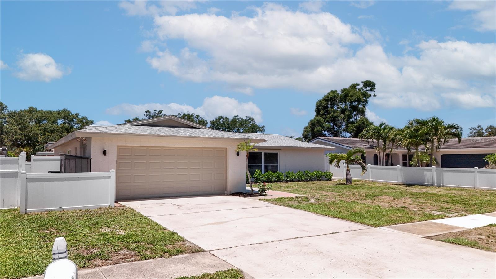 Photo of 10428 137TH LANE LARGO FL 33774