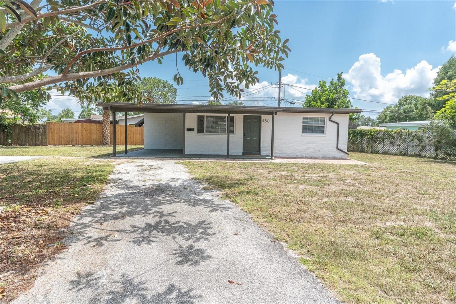 Photo of 450 DAVISON AVENUE ST PETERSBURG FL 33703