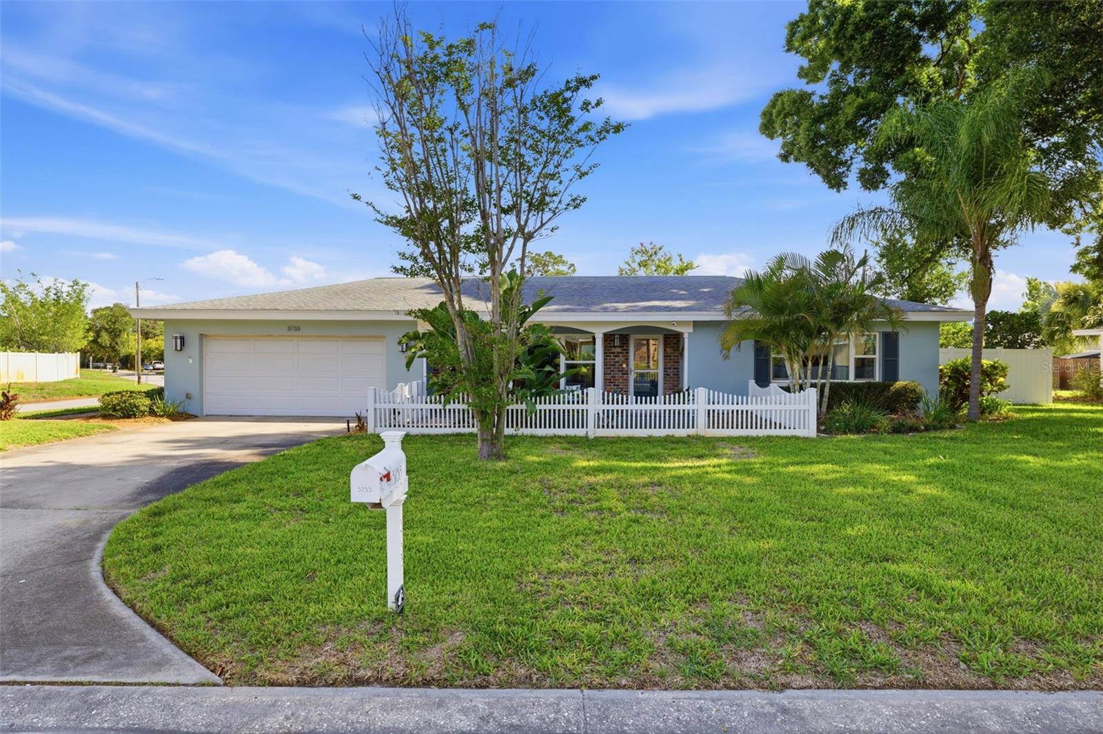 Photo of 3733 HARBOR HEIGHTS DRIVE LARGO FL 33774