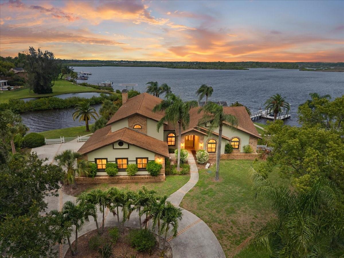 Photo of 1589 MARY LANE TARPON SPRINGS FL 34689