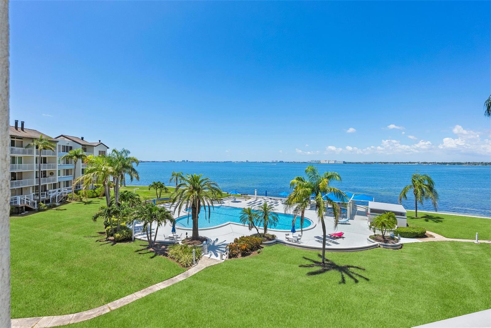 Photo of 5155 ISLA KEY BOULEVARD #304 ST PETERSBURG FL 33715