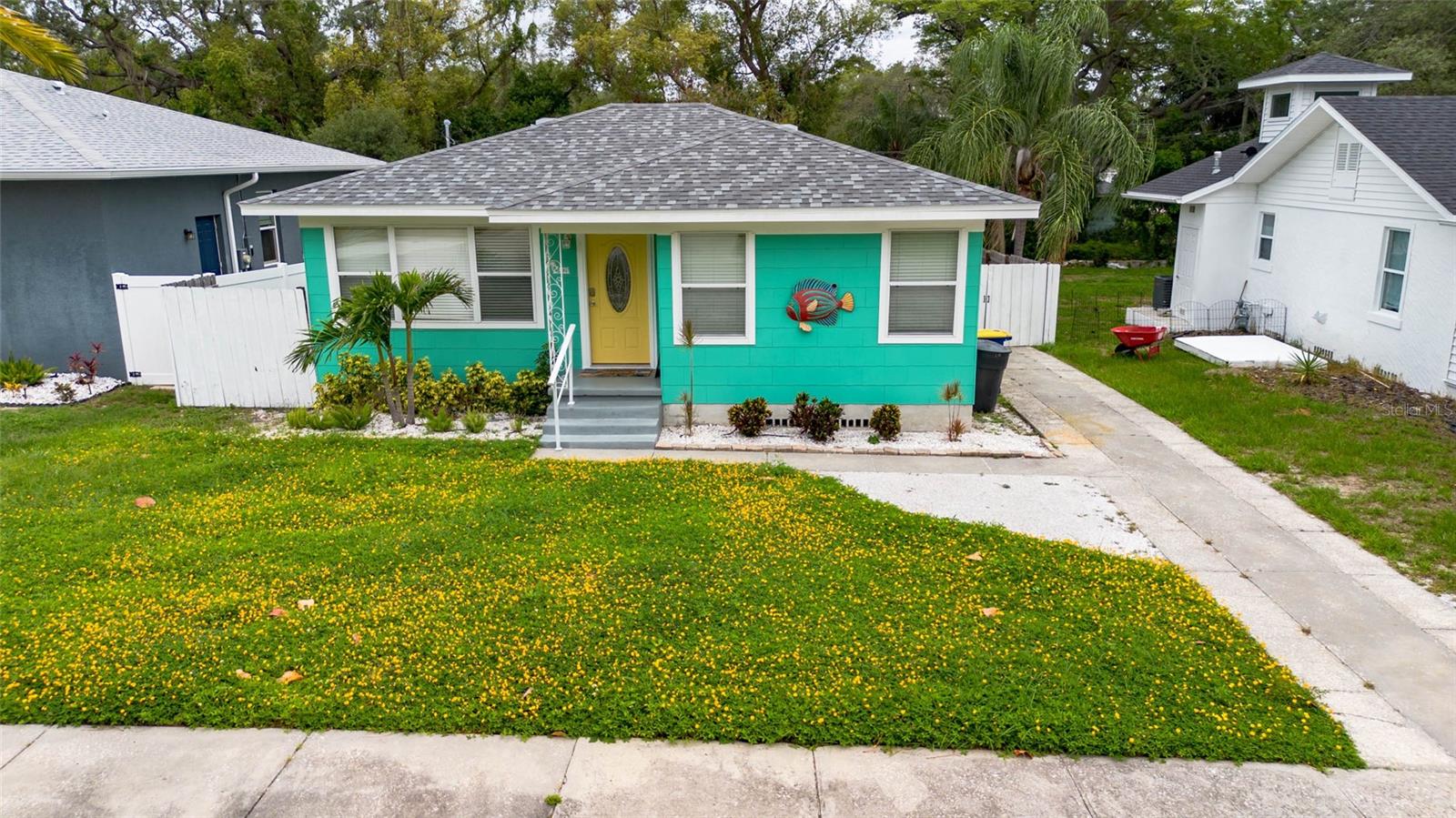 Photo of 1226 SEDEEVA CIRCLE CLEARWATER FL 33755