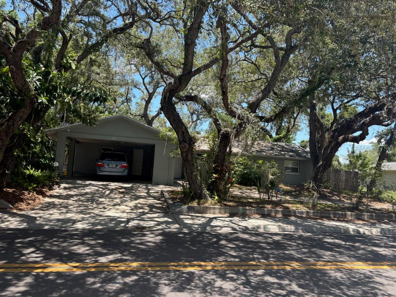 Photo of 439 E MARTIN LUTHER KING JR DRIVE TARPON SPRINGS FL 34689
