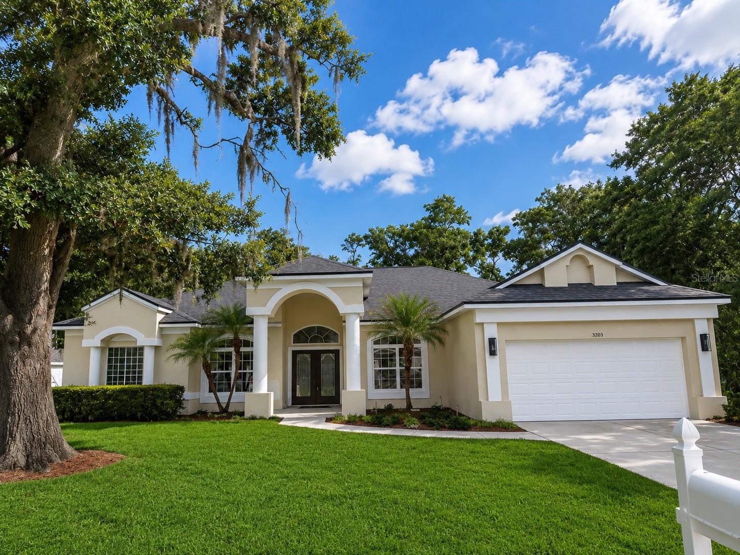 Photo of 3203 ALCOTT AVENUE PLANT CITY FL 33566