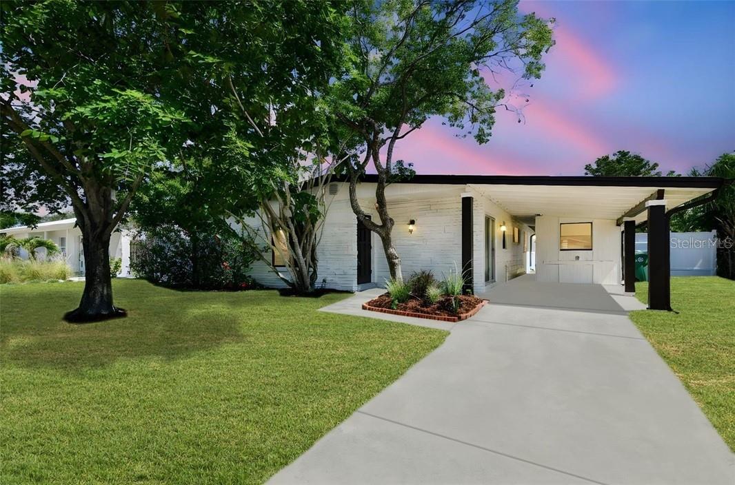Photo of 6551 S WEST SHORE CIRCLE TAMPA FL 33616