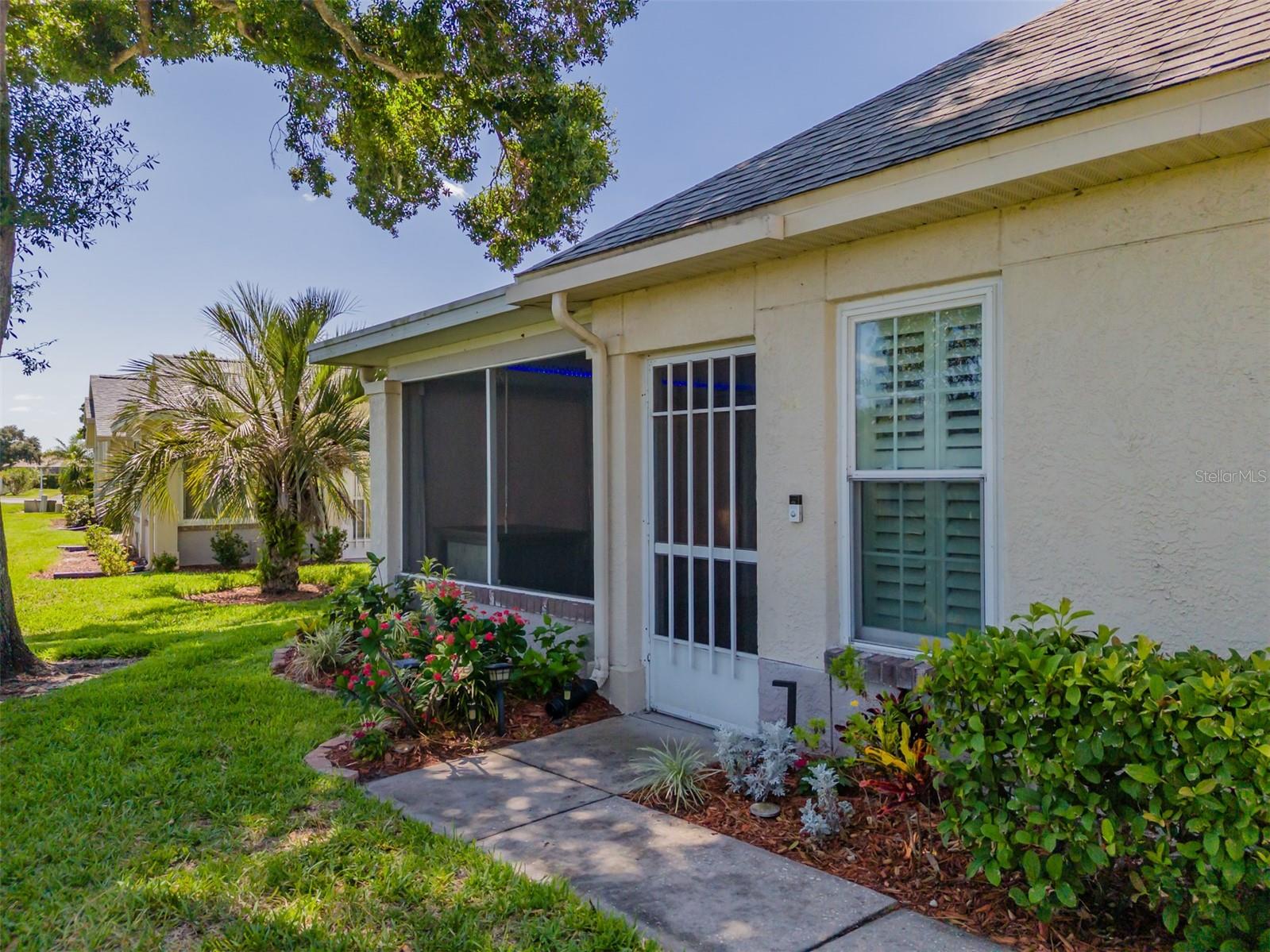Photo of 911 GOLFVIEW WOODS DRIVE SUN CITY CENTER FL 33573