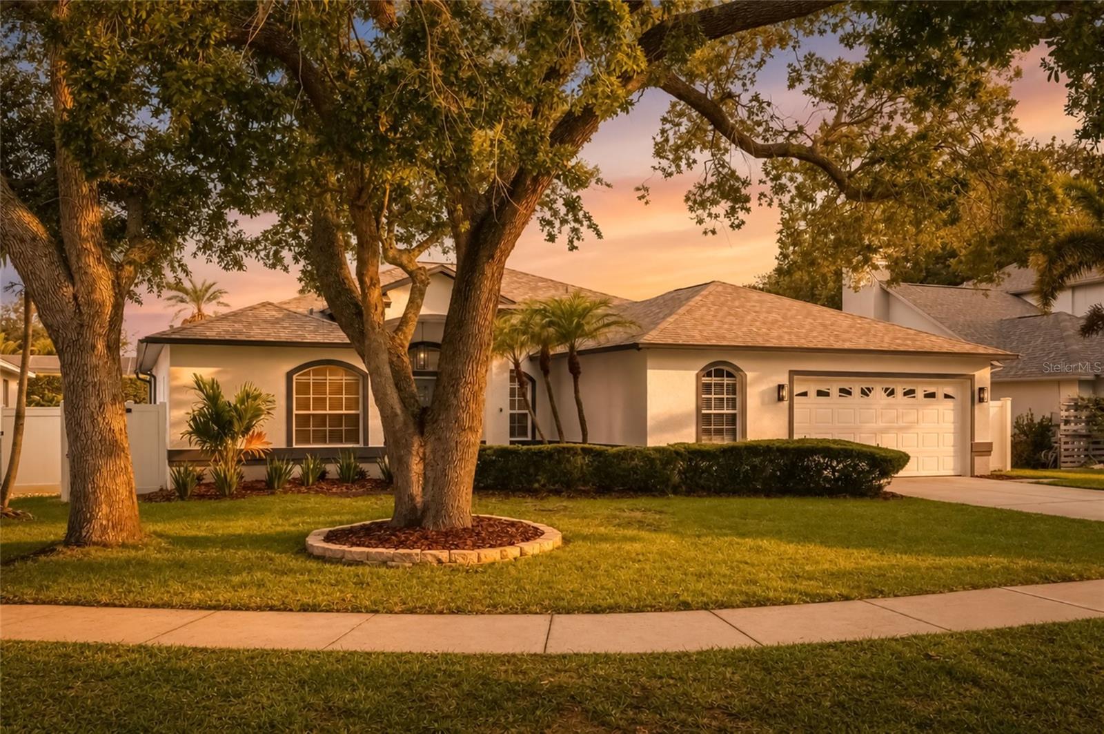 Photo of 9238 SEA OAKS COURT SEMINOLE FL 33776