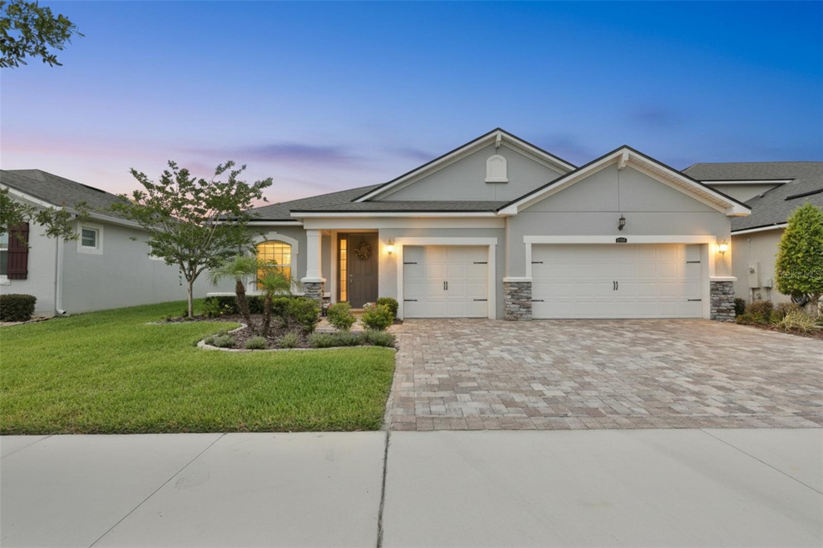 Photo of 11527 CEDAR VALLEY DRIVE RIVERVIEW FL 33569