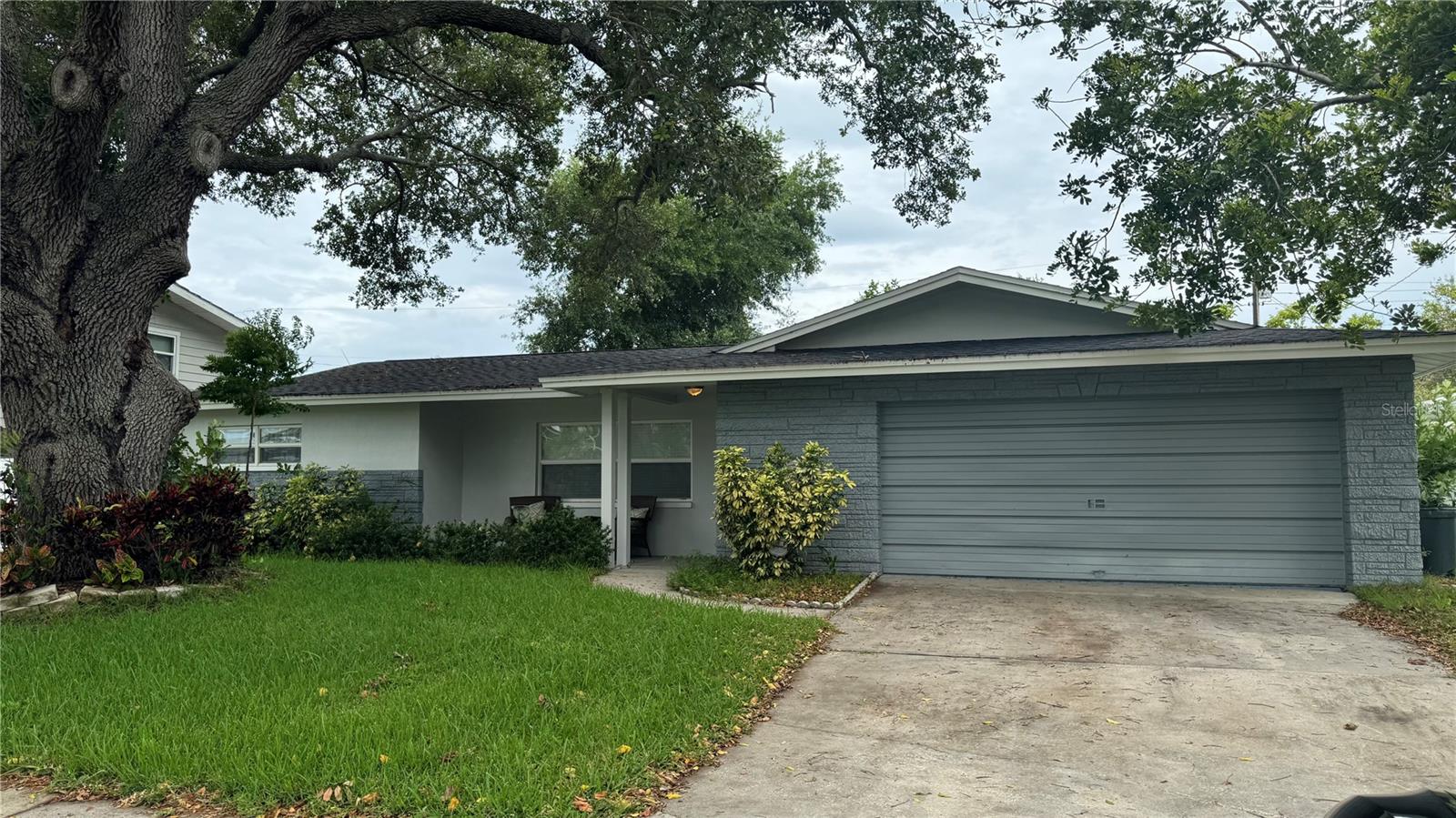 Photo of 9652 COMMODORE DRIVE SEMINOLE FL 33776