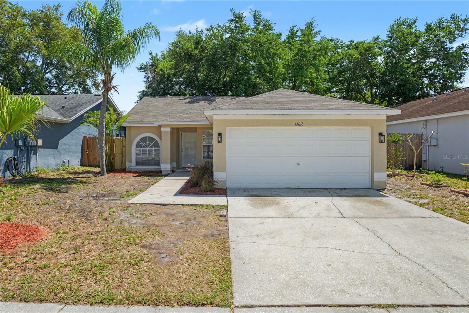 Photo of 13618 LARAWAY DRIVE RIVERVIEW FL 33579