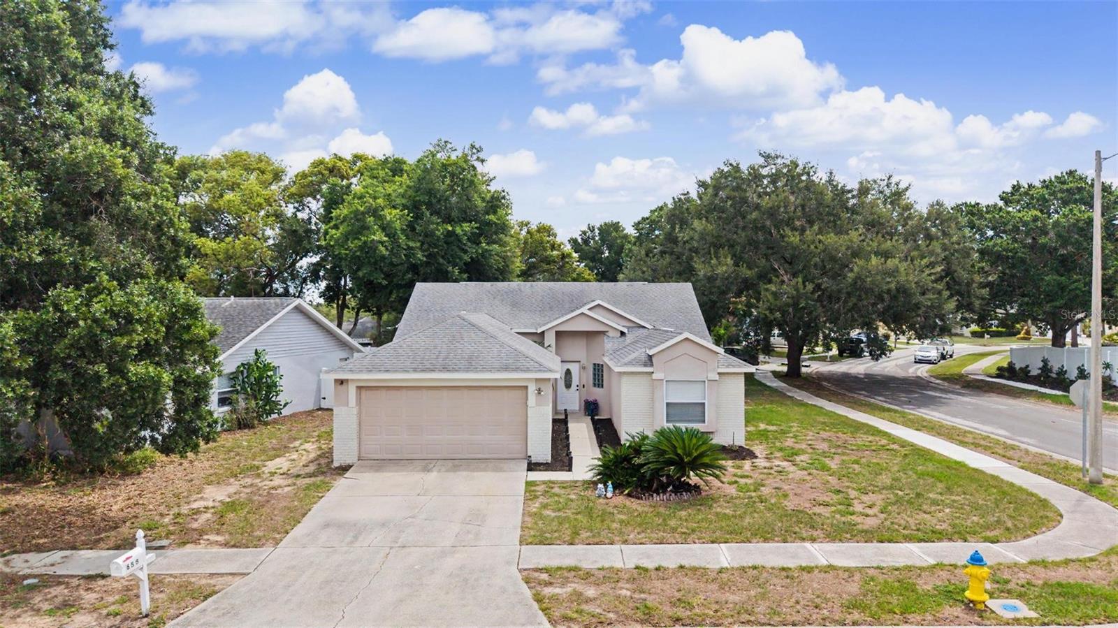 Photo of 655 SAND RIDGE DRIVE VALRICO FL 33594